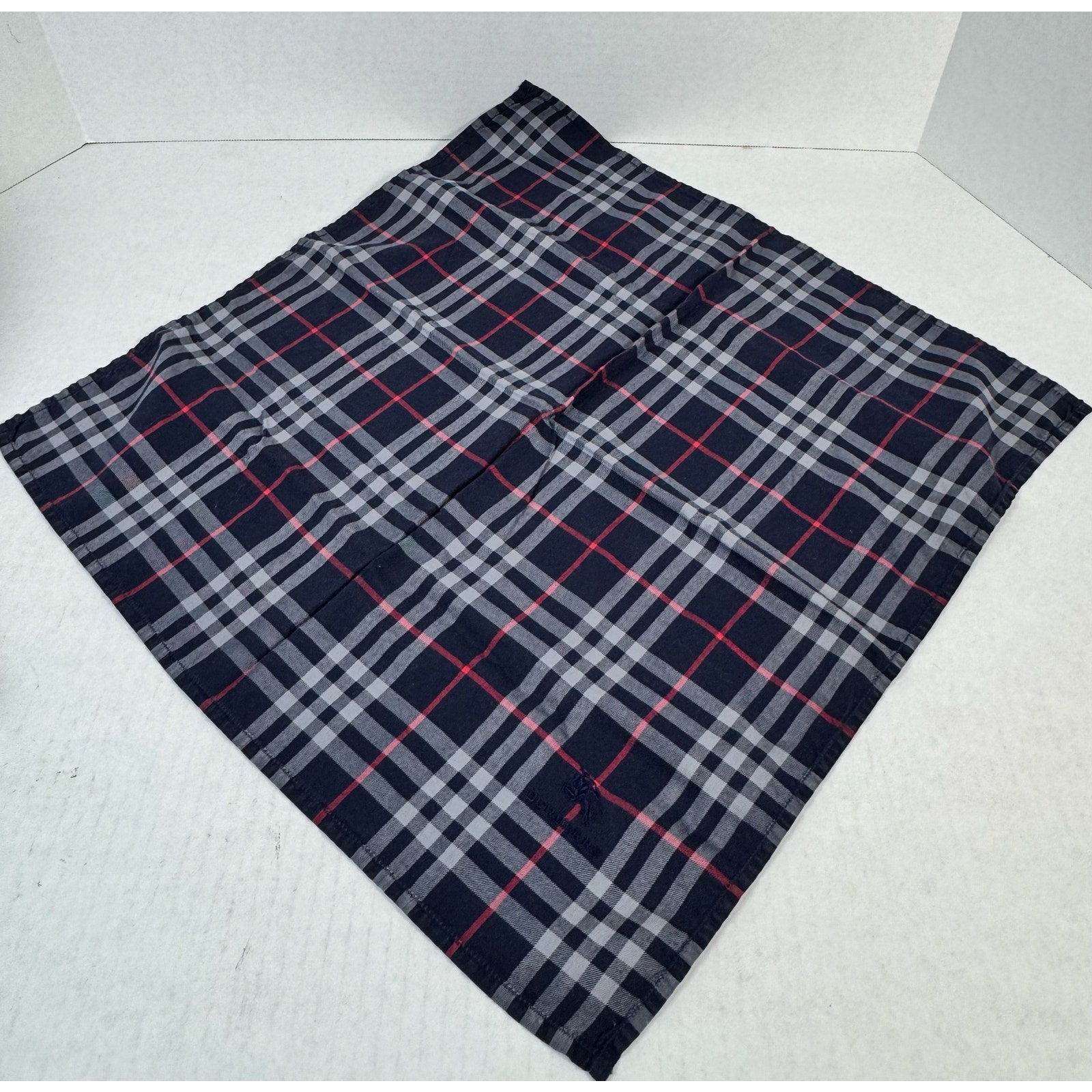 Burberry Nova Check Cotton Handkerchief Pocket Square Navy Gray Red Authentic